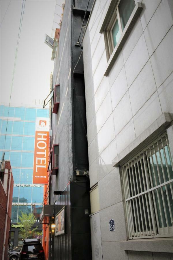 Must Stay Hotel Seúl Exterior foto